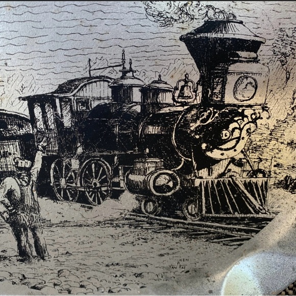 Metal Train Tray - Picture 3 of 6